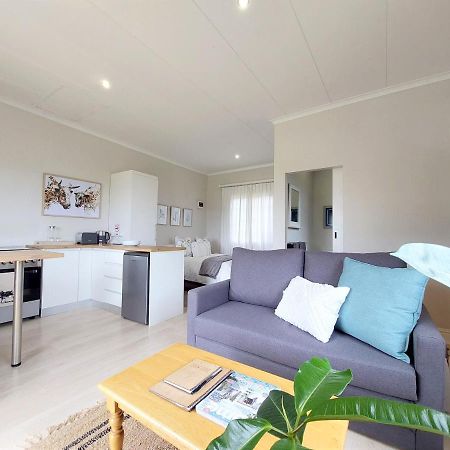 Upmarket Off Grid Cottage On Organic Farm In Secure Estate Howick Exterior photo