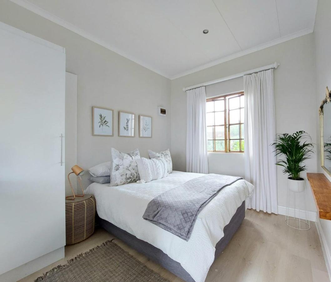 Upmarket Off Grid Cottage On Organic Farm In Secure Estate Howick Exterior photo